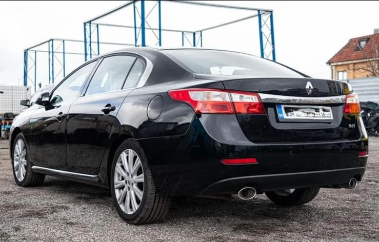 Renault Latitude Initiale Paris - изображение 4