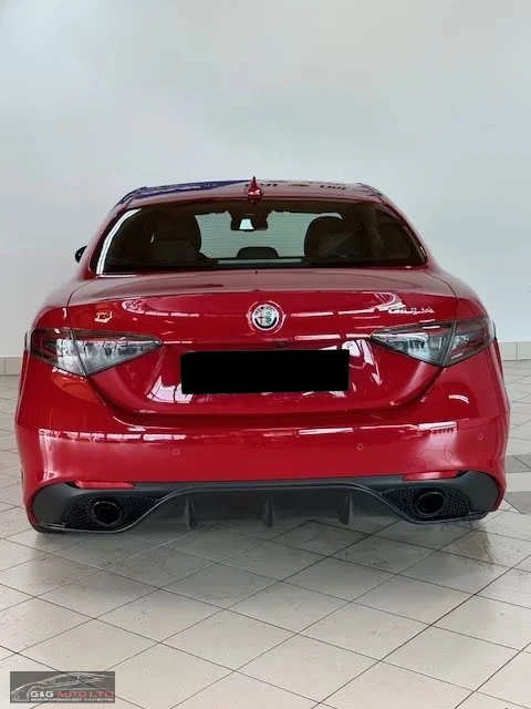 Alfa Romeo Giulia VELOCE/280HP/Q4/AT8/MEMO/CAM/NAVI/LED/984g, снимка 3 - Автомобили и джипове - 53987801