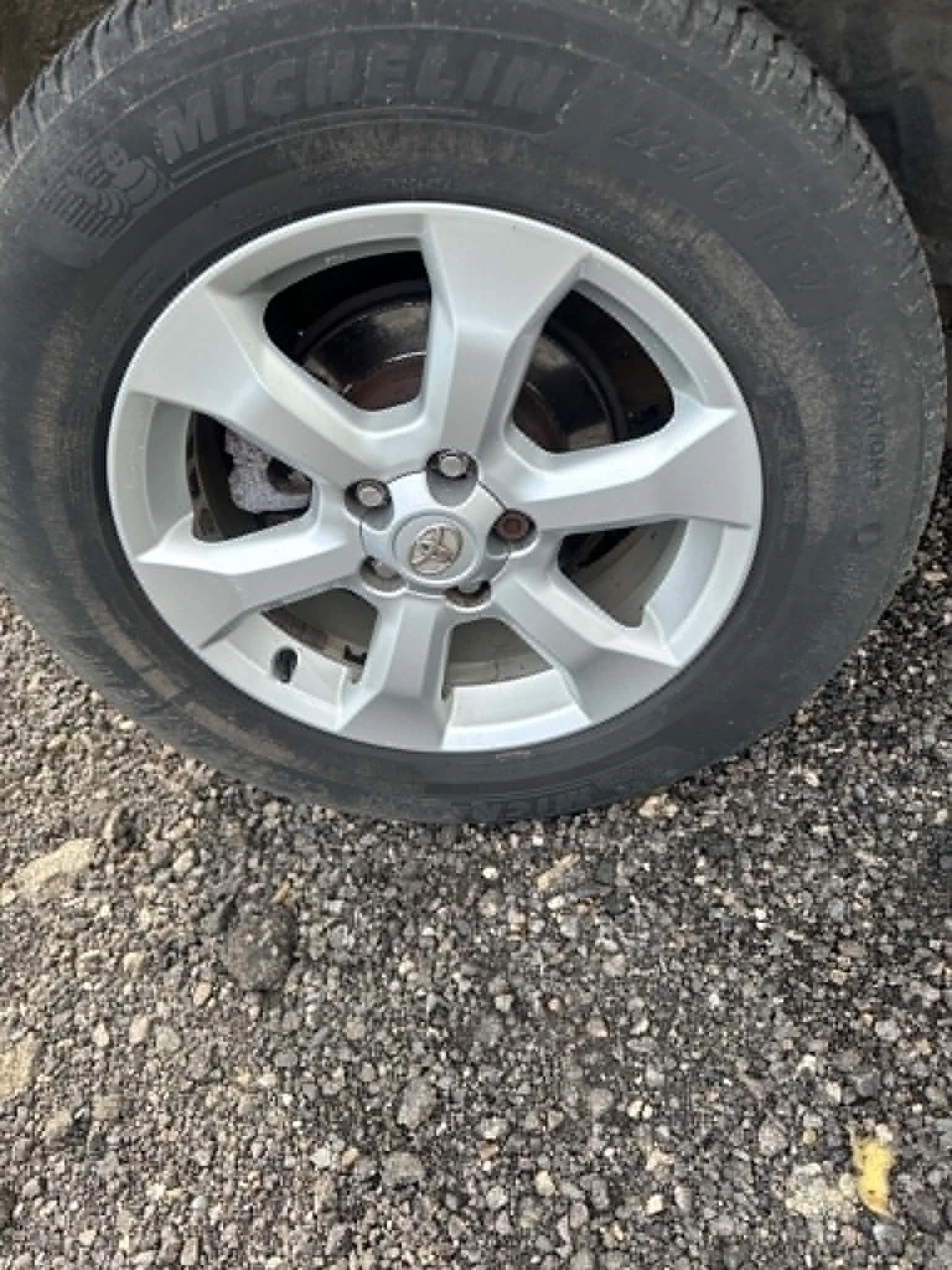 Toyota Rav4   2. 2 D-4D (150 к. с. ), 4x4, НА ЧАСТИ, снимка 9 - Автомобили и джипове - 52982154