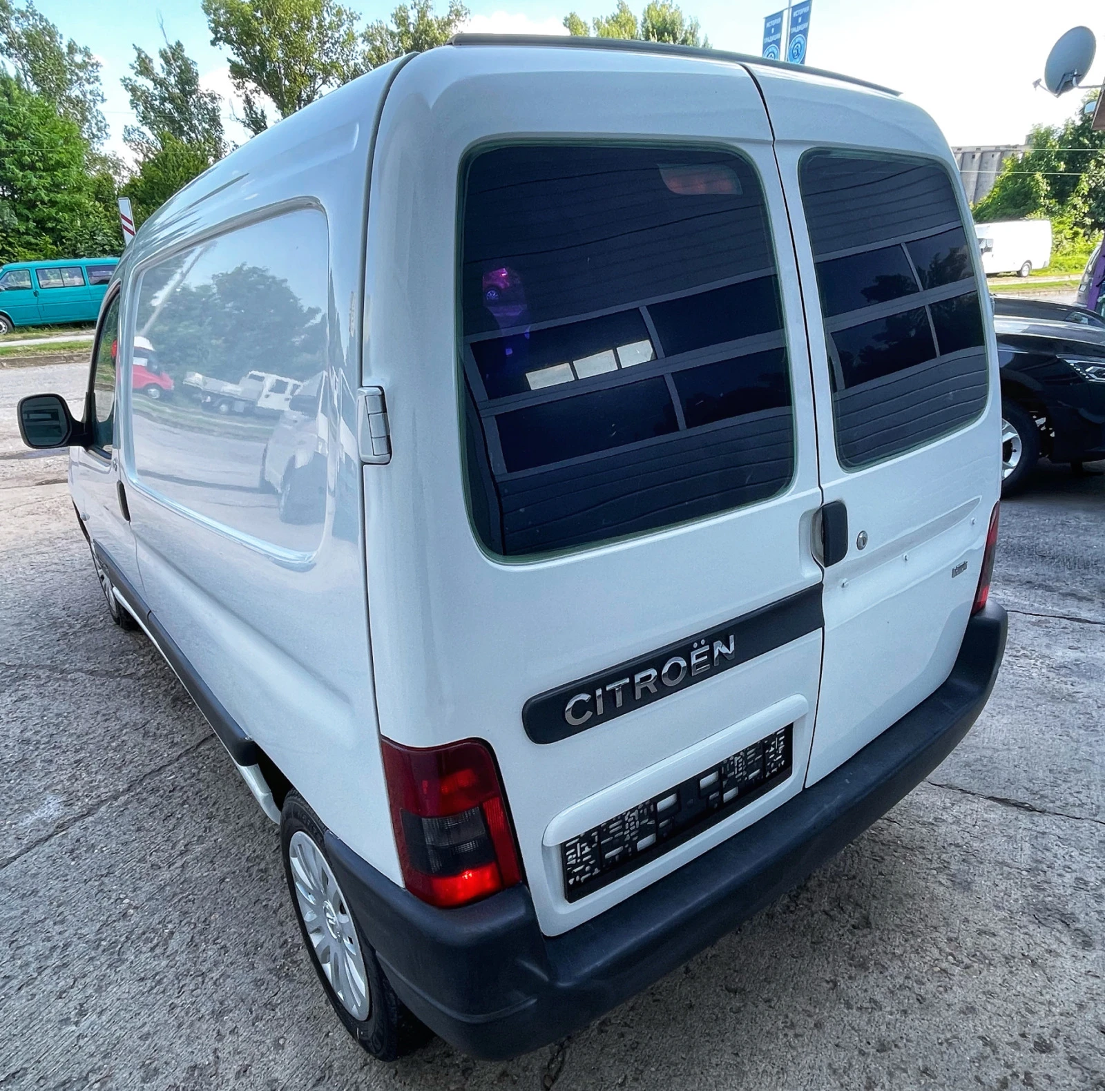 Citroen Berlingo 2.0 HDI - изображение 7