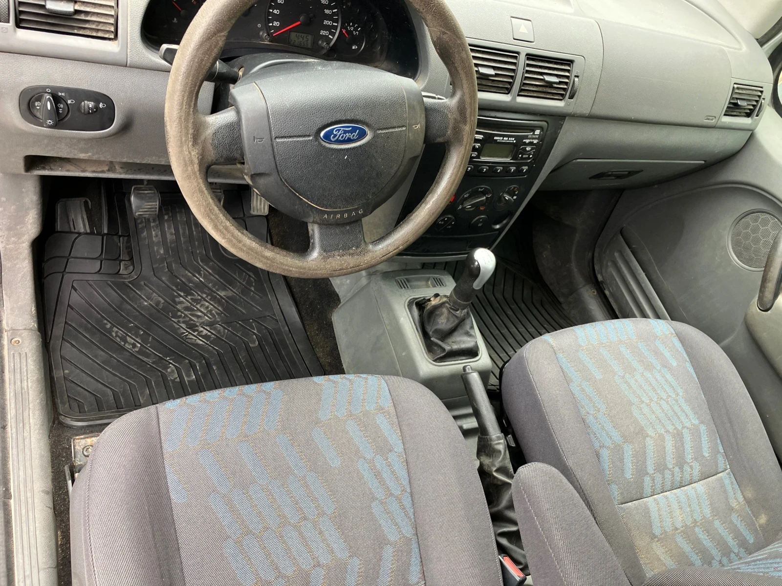 Ford Connect 1.8 DCI - изображение 6