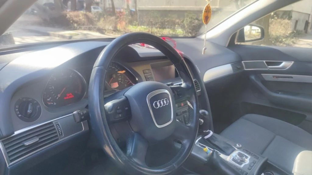 Audi A6  - изображение 7