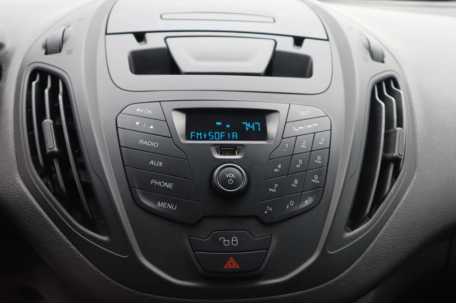Ford Courier 1.5 | Mobile.bg — изображение 13