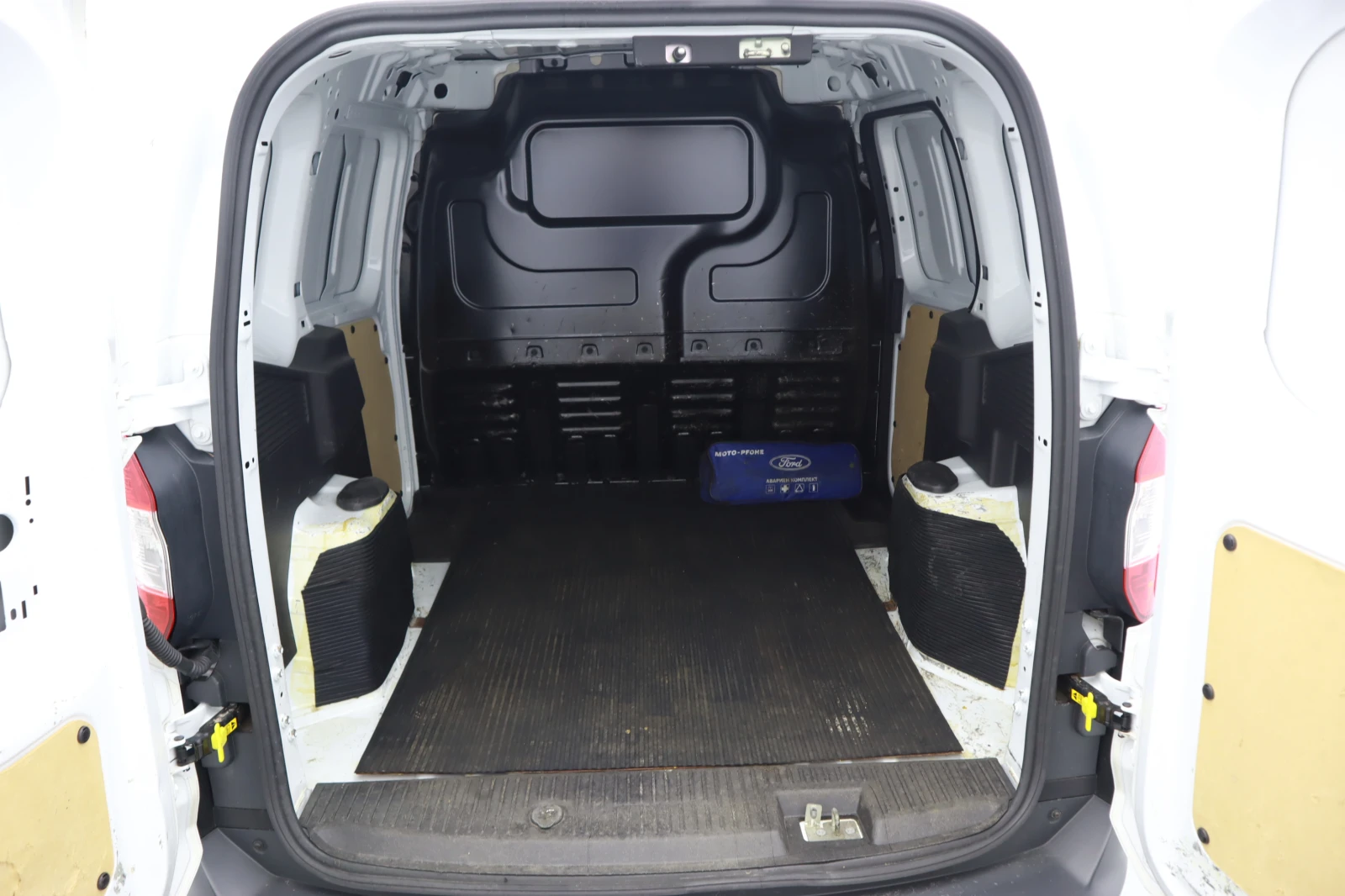 Ford Courier 1.5 | Mobile.bg — изображение 14