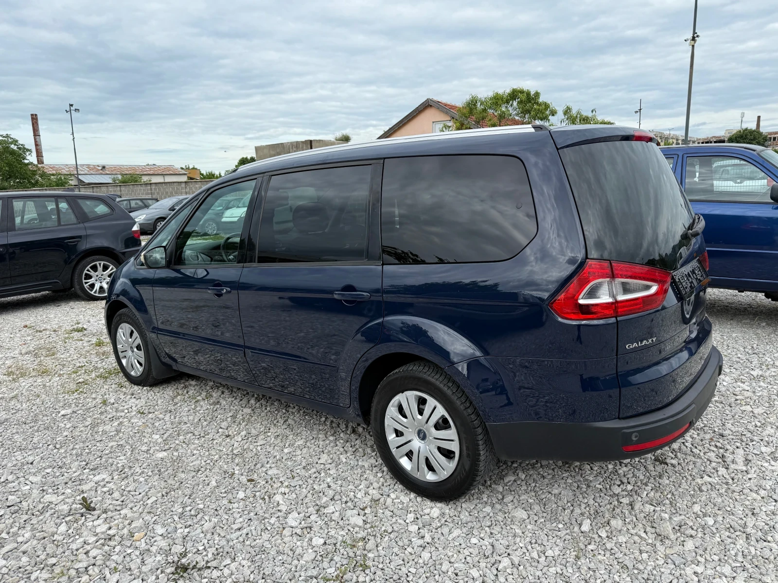 Ford Galaxy 2.0 TDCI FACELIFT - изображение 3