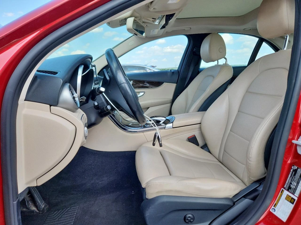 Mercedes-Benz C 300 4MATIC * Възможност за лизинг*  - изображение 7