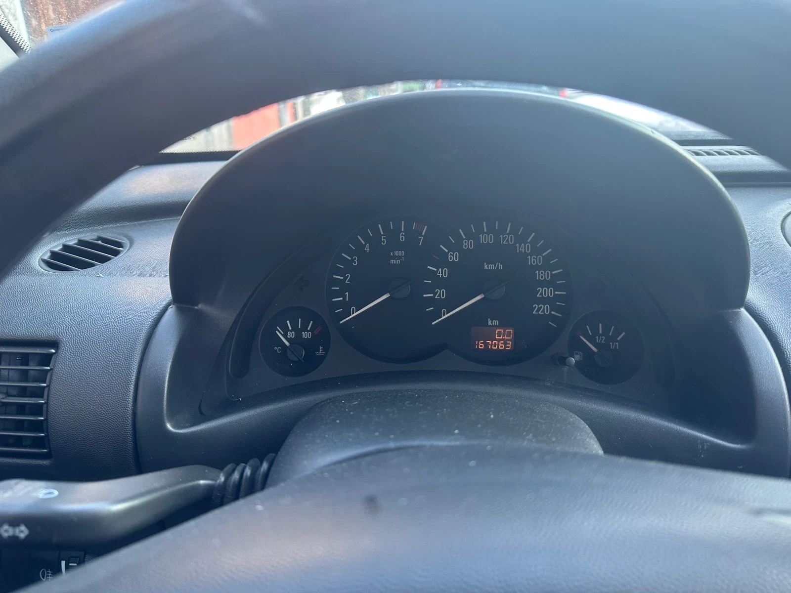 Opel Corsa 1.0 - изображение 10