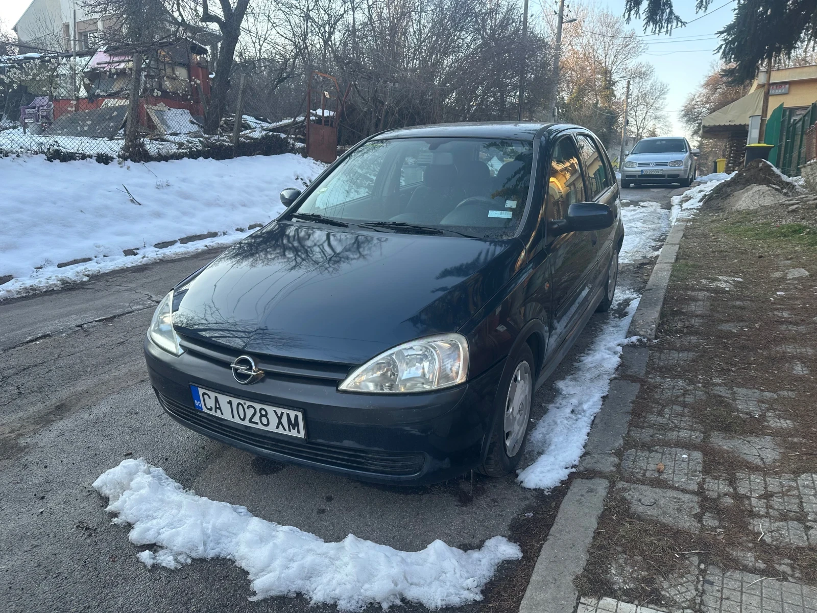 Opel Corsa 1.0 - изображение 2
