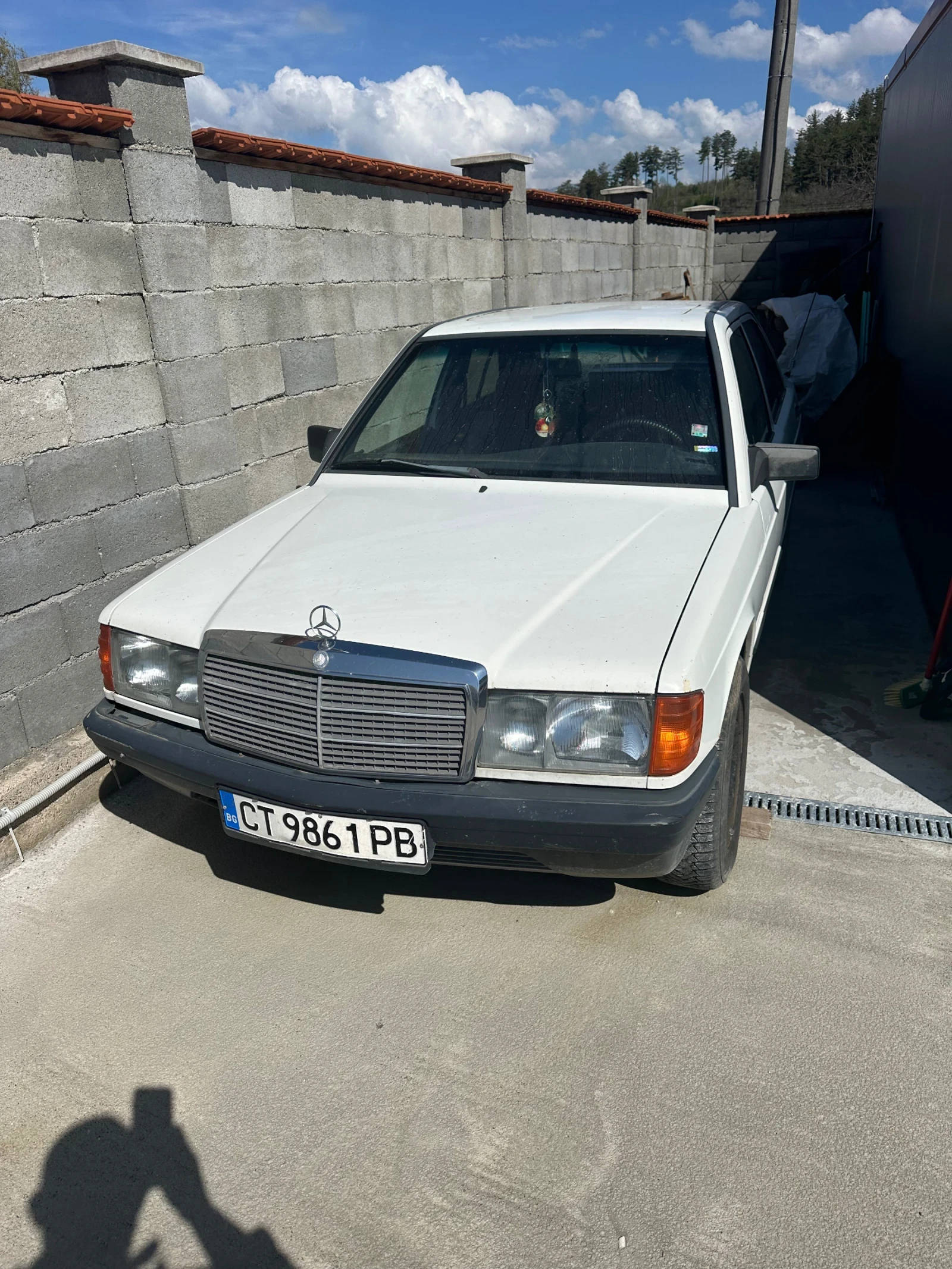 Mercedes-Benz 190  - изображение 2