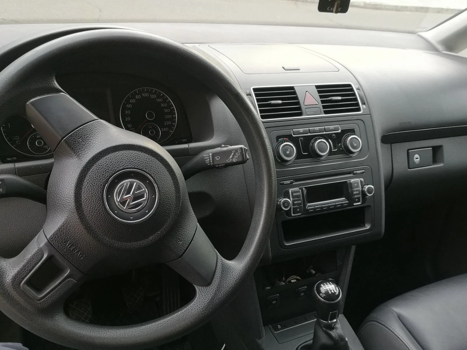 VW Touran 1.6TDI  105�.� | Mobile.bg � ����������� 12