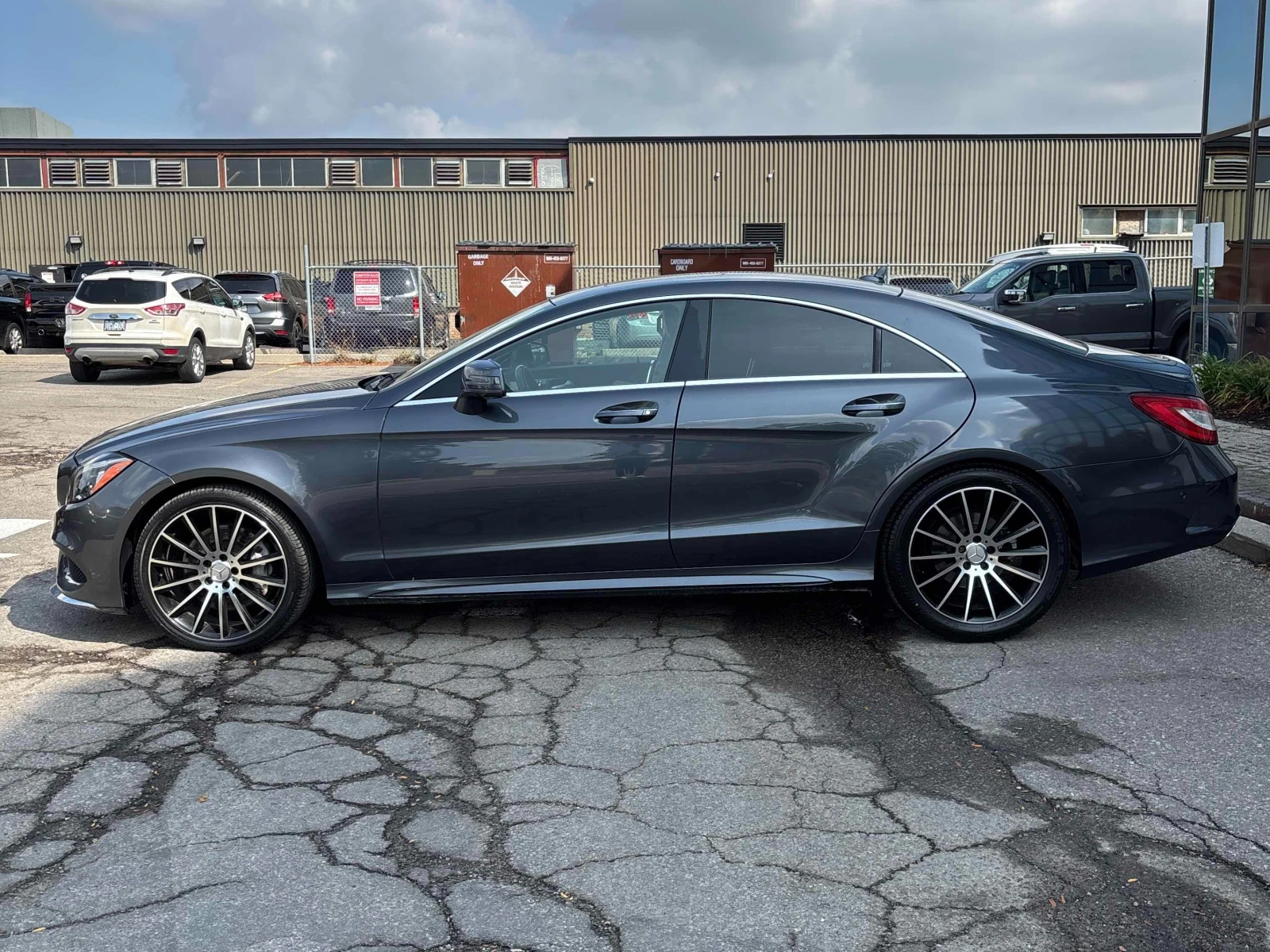 Mercedes-Benz CLS 400 * * 4MATIC * * КАМЕРА * * CARFAX * * АВТО КРЕДИТ * - изображение 2