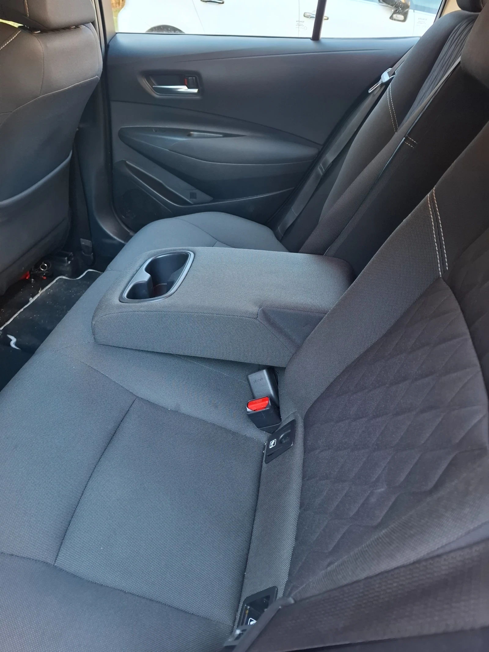 Toyota Corolla Executive - изображение 4