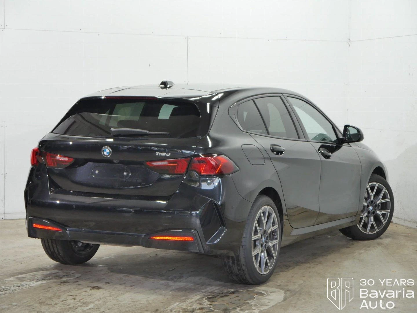 BMW 118 d M Sport Paket Steptronic - изображение 3