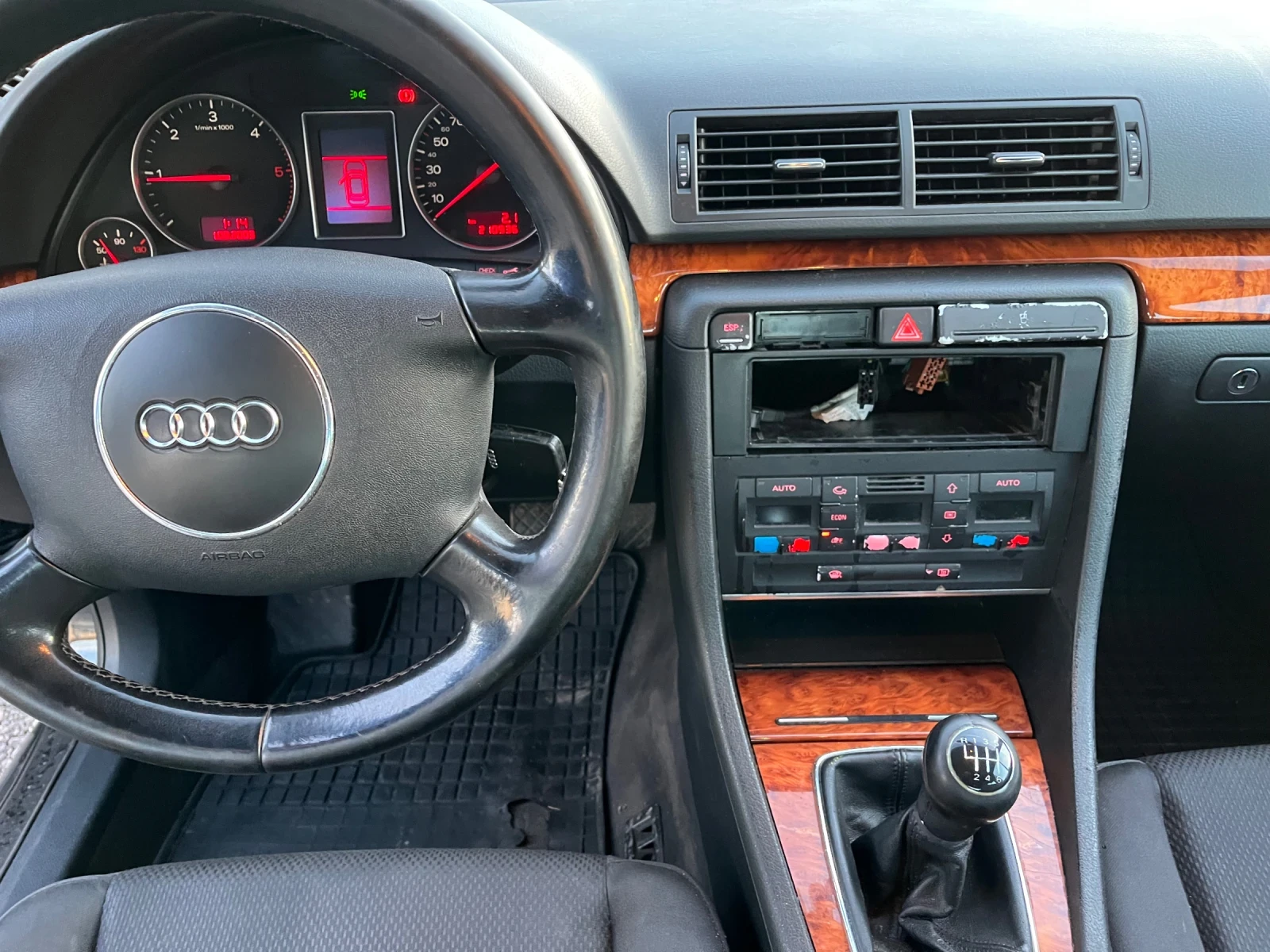 Audi A4 1.9 TDI 131 6 | Mobile.bg   7