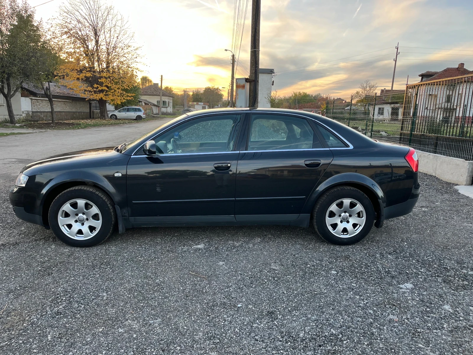 Audi A4 1.9 TDI 131 6 | Mobile.bg   4