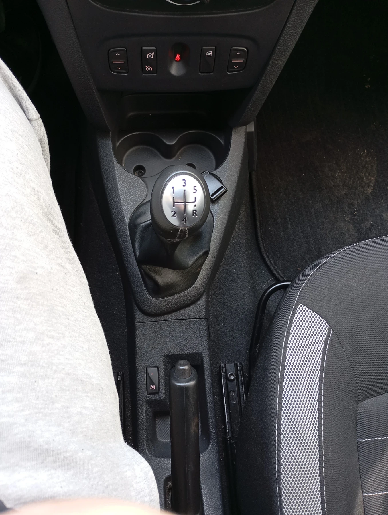 Dacia Logan STEPWAY  | Mobile.bg � ����������� 13