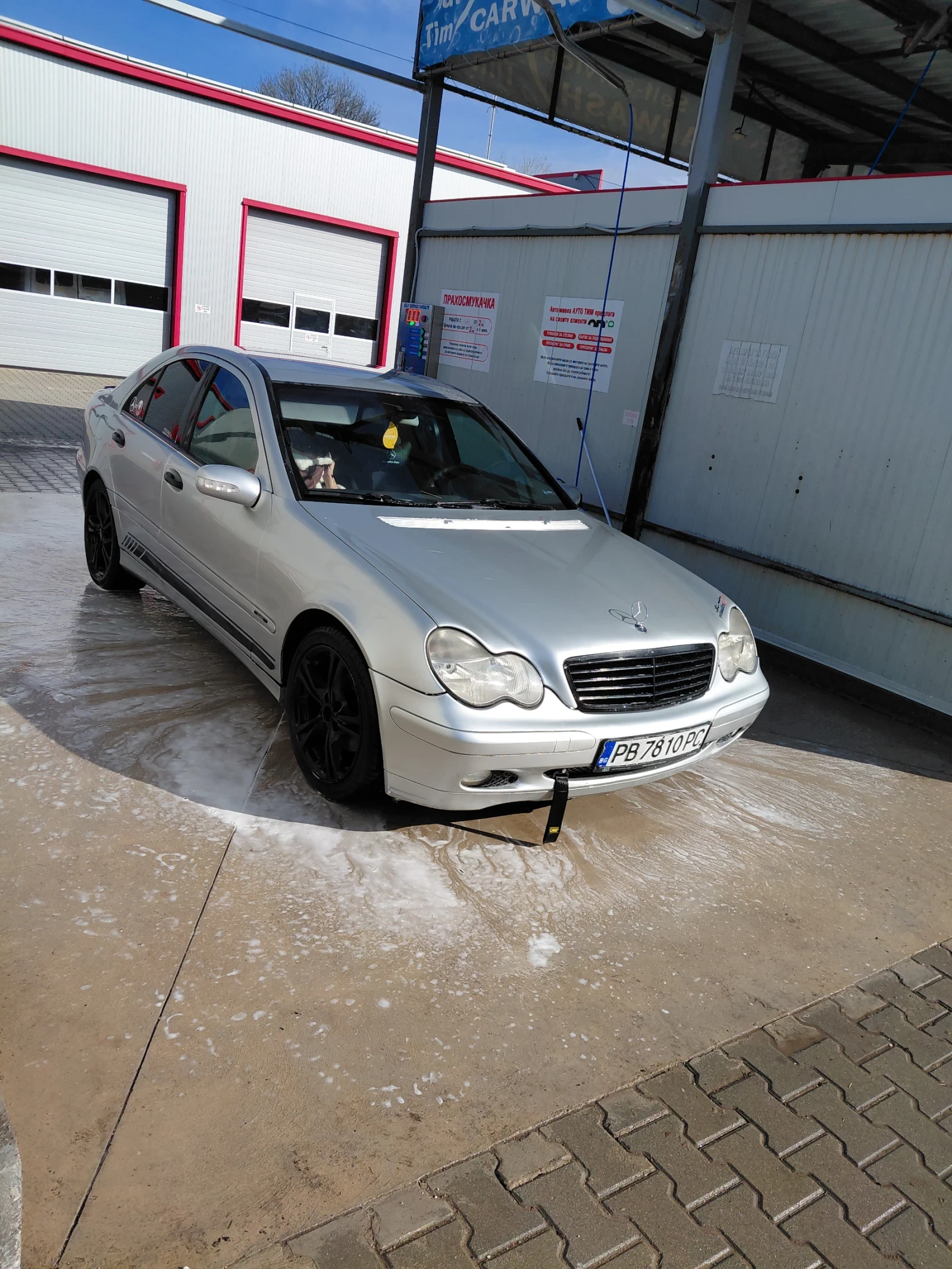 Mercedes-Benz 220 2.2 - изображение 3