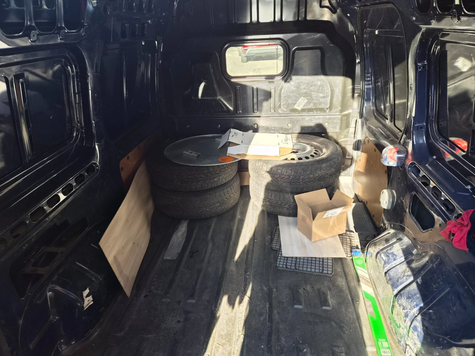 Ford Connect 1.8 tddi , снимка 6 - Автомобили и джипове - 53771135