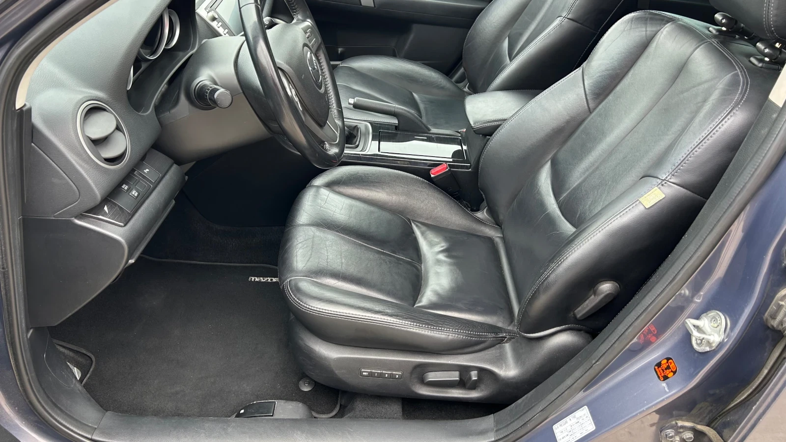 Mazda 6 2.5i SPORT, снимка 10 - Автомобили и джипове - 54484212