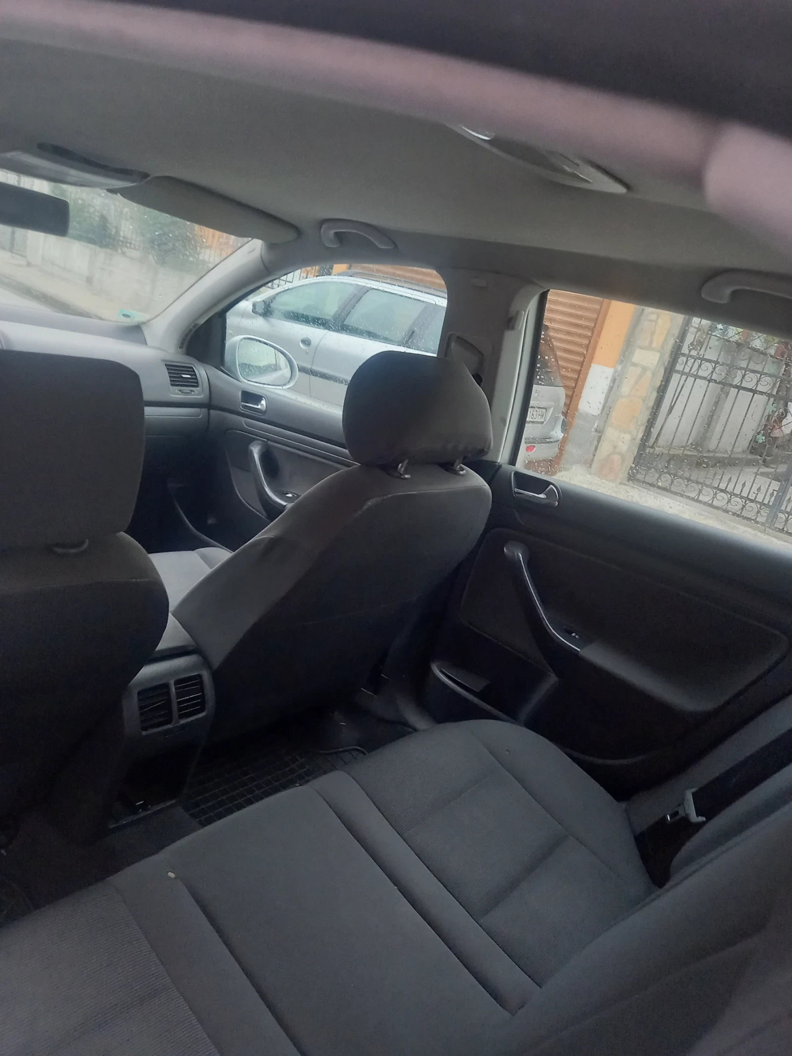 VW Golf Golf 2.0tdi 140к.с., снимка 6 - Автомобили и джипове - 54610365