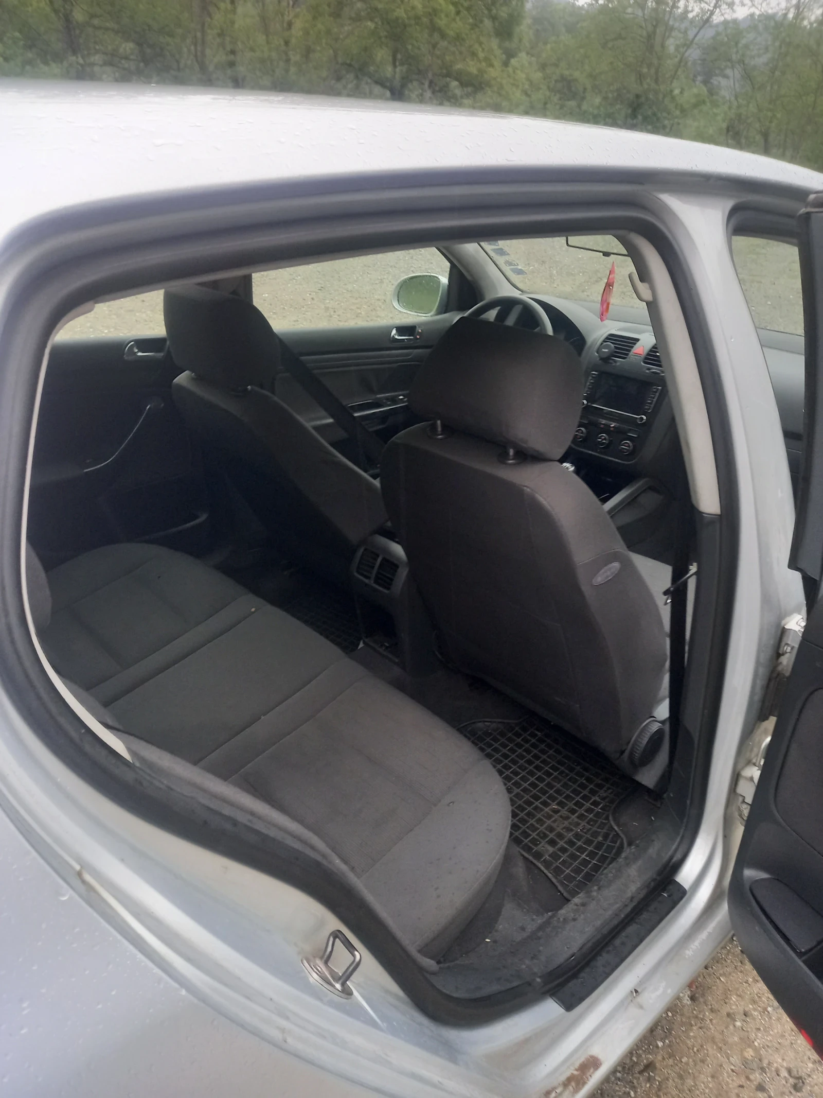 VW Golf Golf 2.0tdi 140к.с., снимка 4 - Автомобили и джипове - 54610365