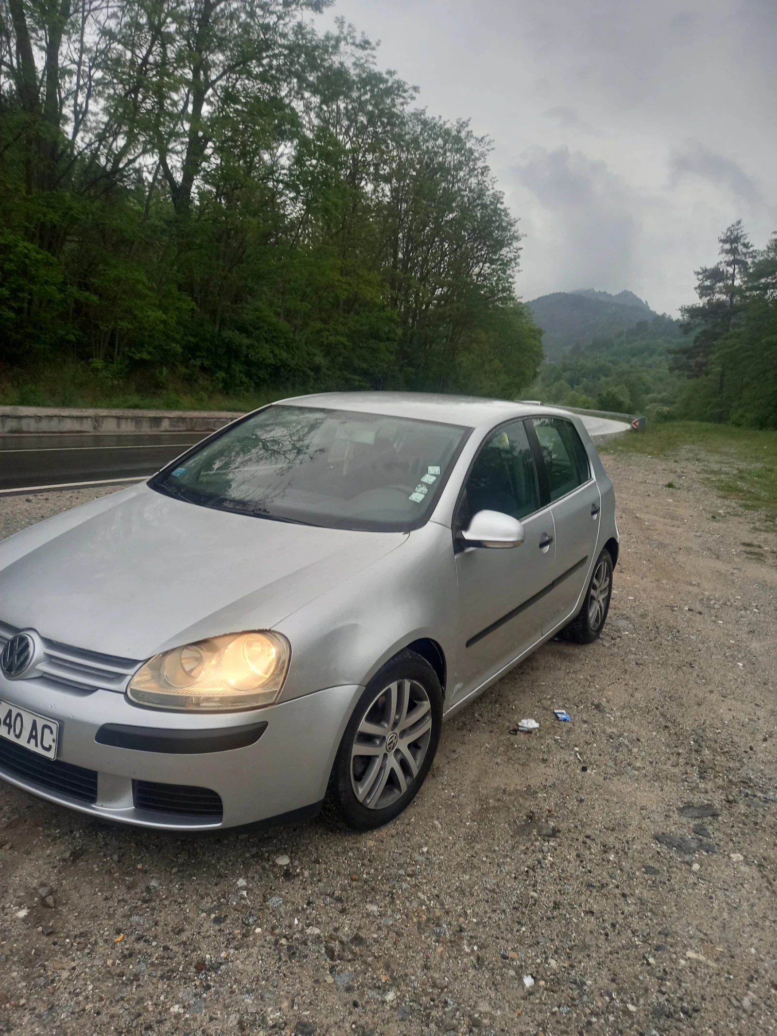 VW Golf Golf 2.0tdi 140к.с., снимка 2 - Автомобили и джипове - 54610365