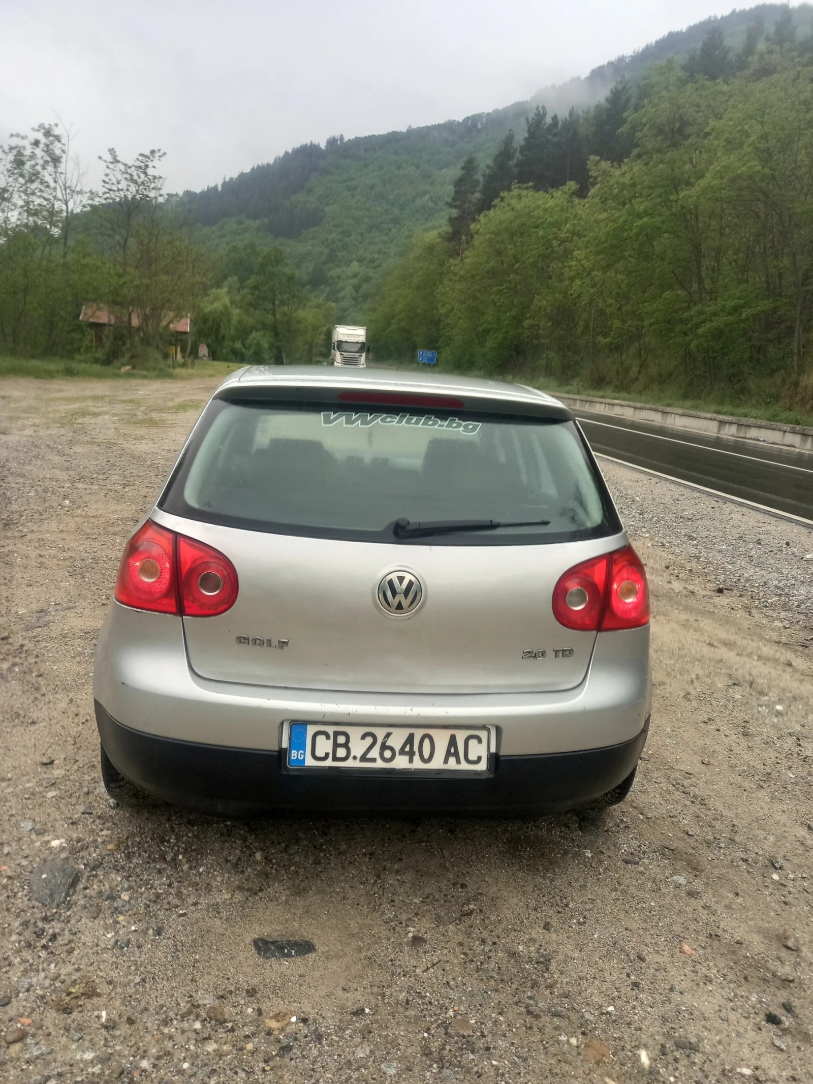 VW Golf Golf 2.0tdi 140к.с., снимка 3 - Автомобили и джипове - 54610365