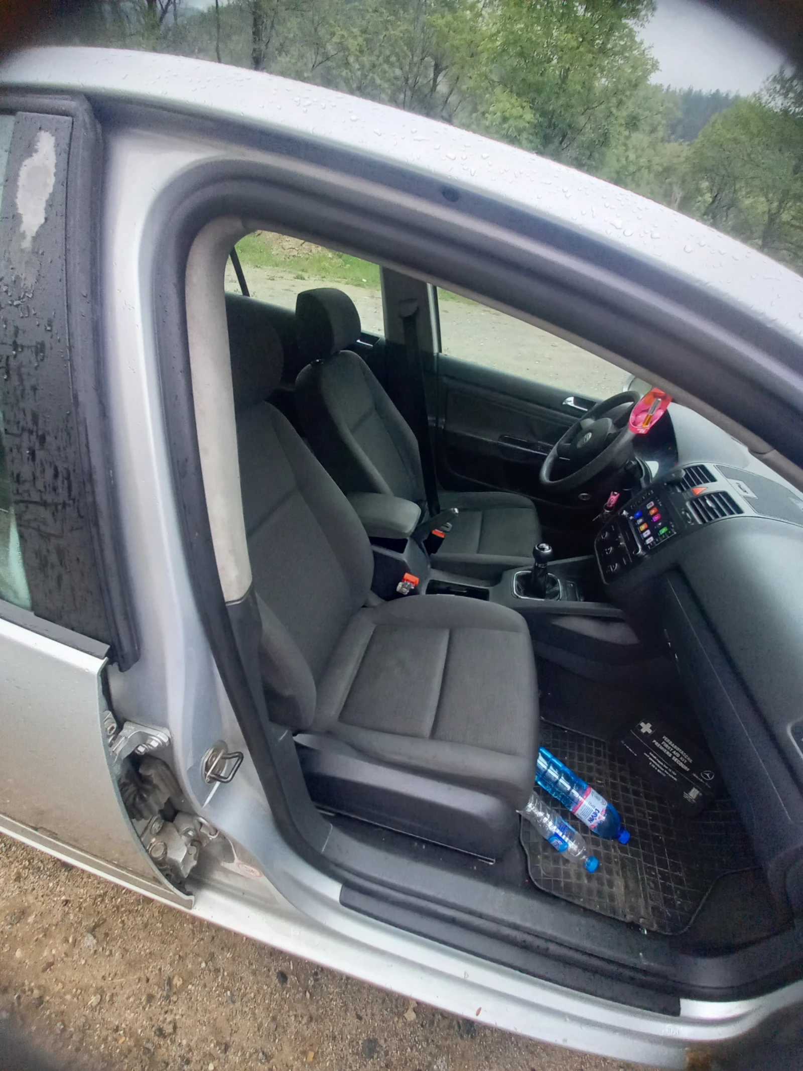 VW Golf Golf 2.0tdi 140к.с., снимка 5 - Автомобили и джипове - 54610365