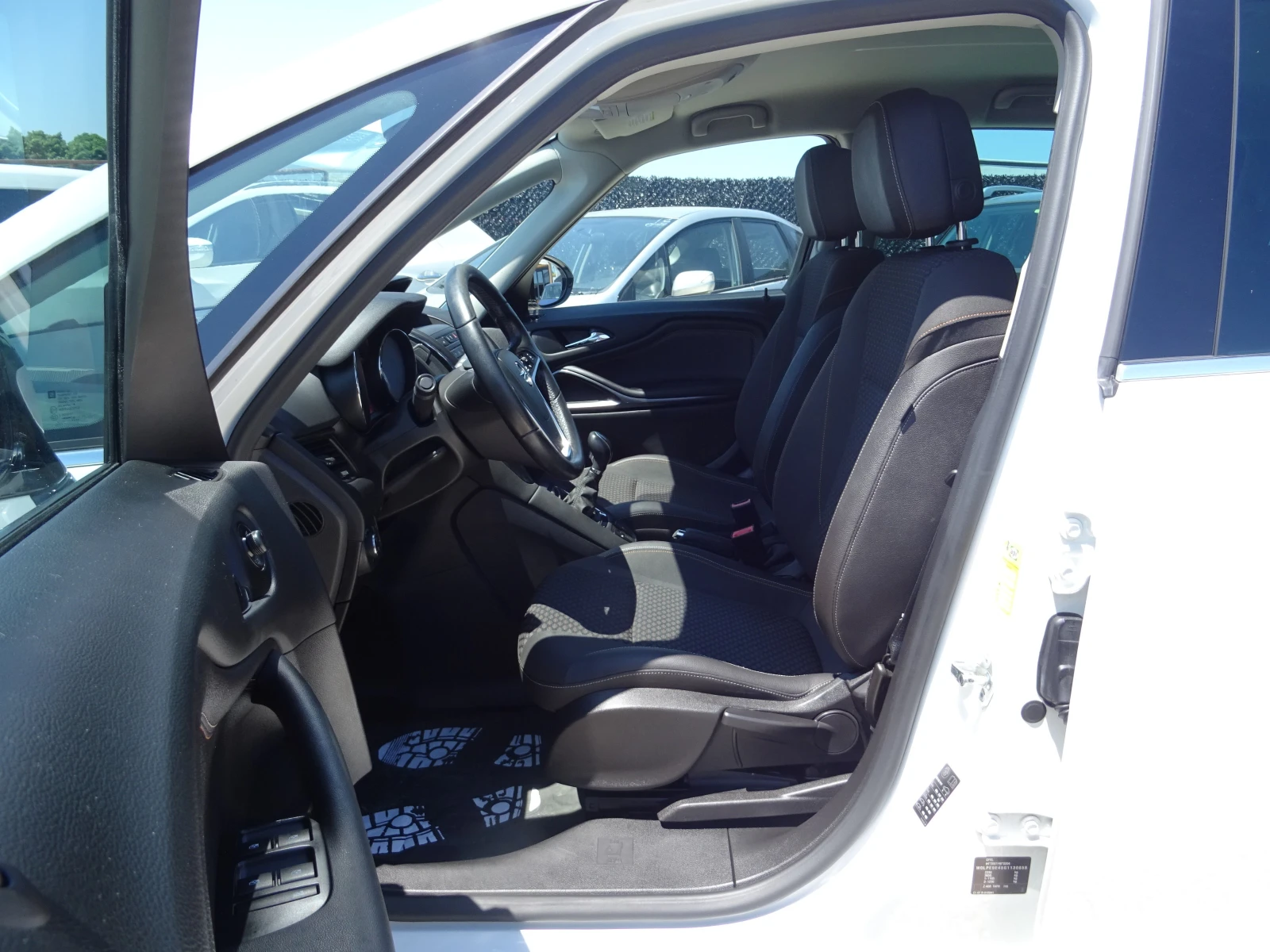 Opel Zafira Tourer 1.4 Turbo LPG   7, снимка 10 - Автомобили и джипове - 54770828