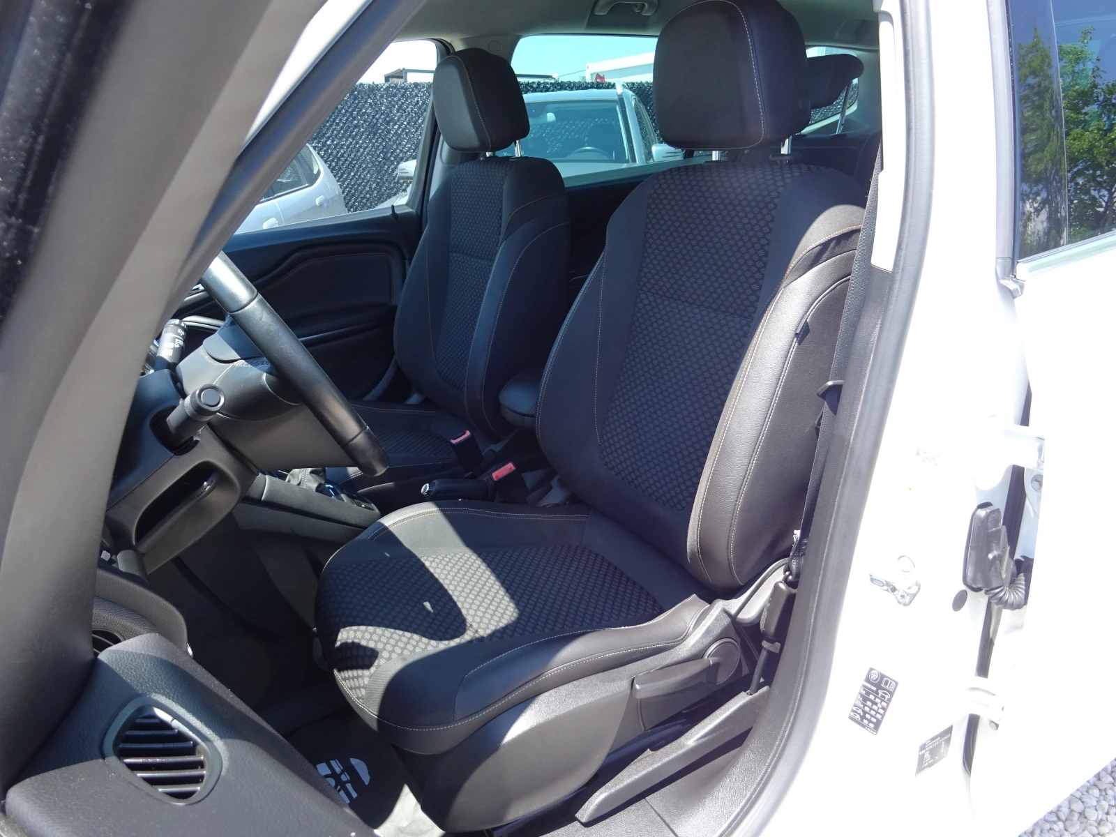 Opel Zafira Tourer 1.4 Turbo LPG   7, снимка 11 - Автомобили и джипове - 54770828