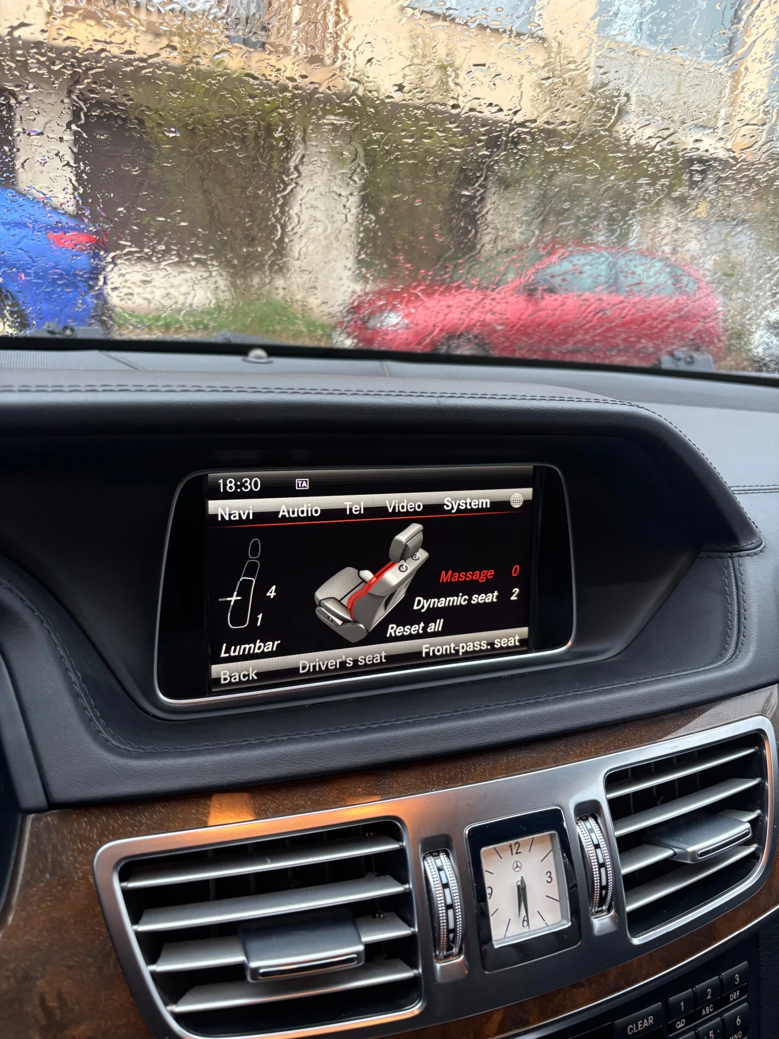 Mercedes-Benz E 350, снимка 11 - Автомобили и джипове - 54713916