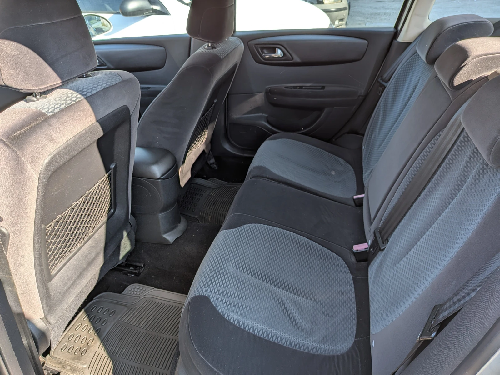 Citroen C4, снимка 4 - Автомобили и джипове - 54971841