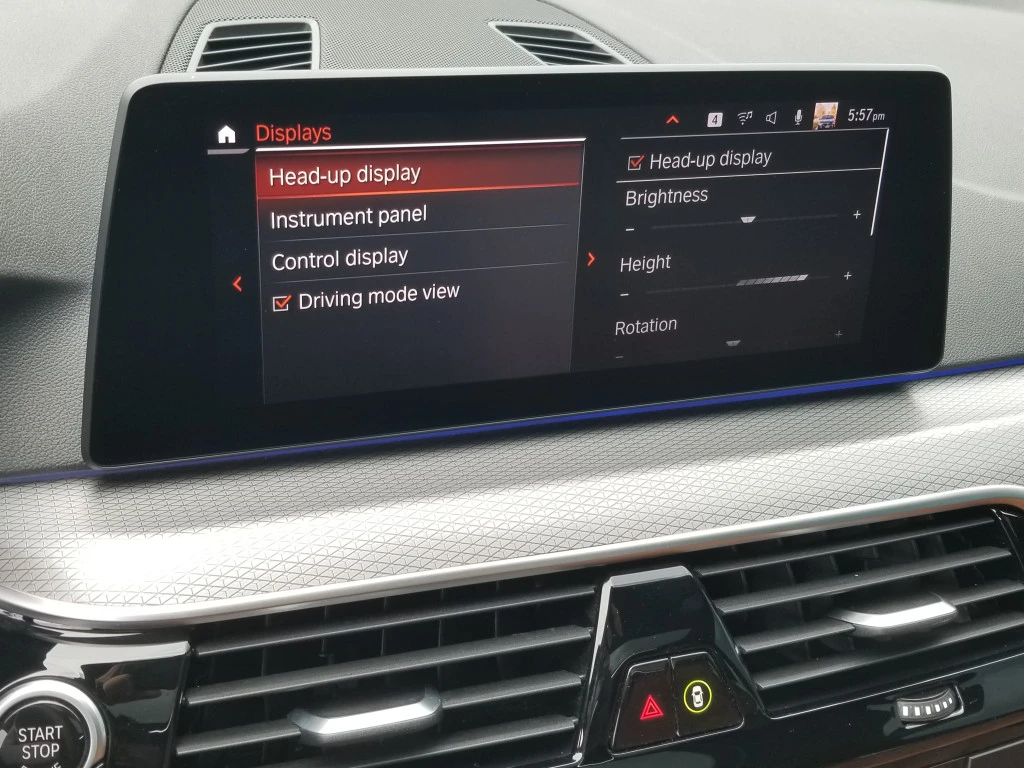 BMW 530 xDrive M-sport HUD, снимка 8 - Автомобили и джипове - 55117947