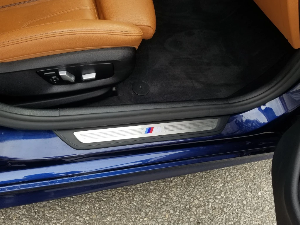 BMW 530 xDrive M-sport HUD, снимка 12 - Автомобили и джипове - 55117947