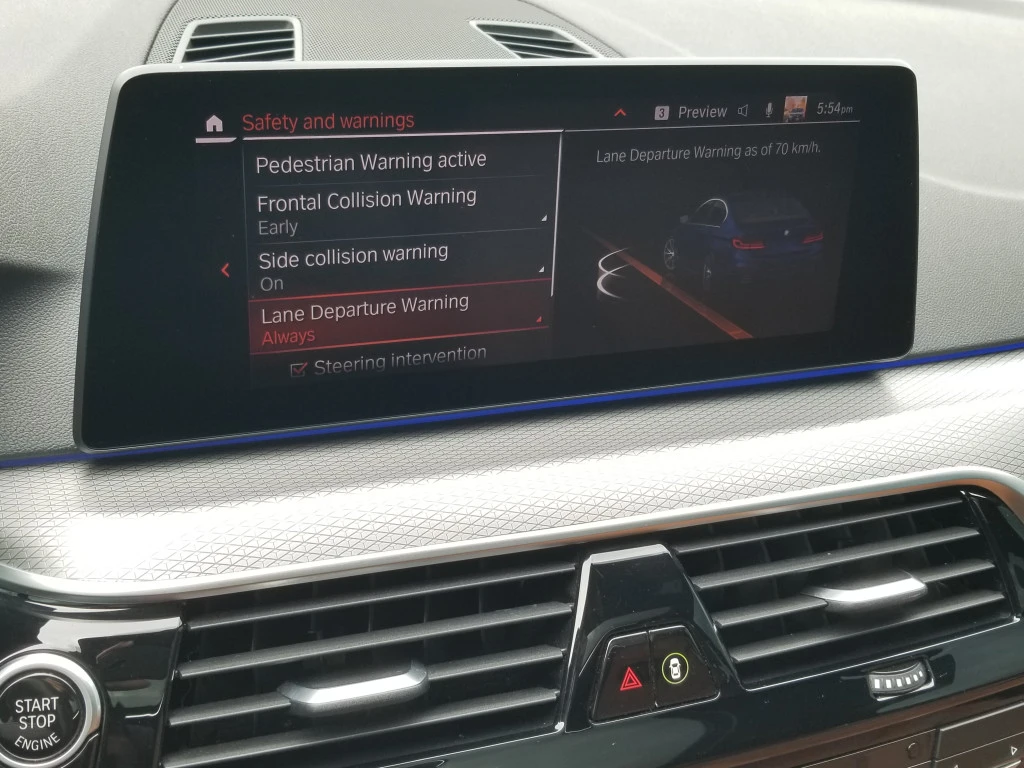 BMW 530 xDrive M-sport HUD, снимка 7 - Автомобили и джипове - 55117947