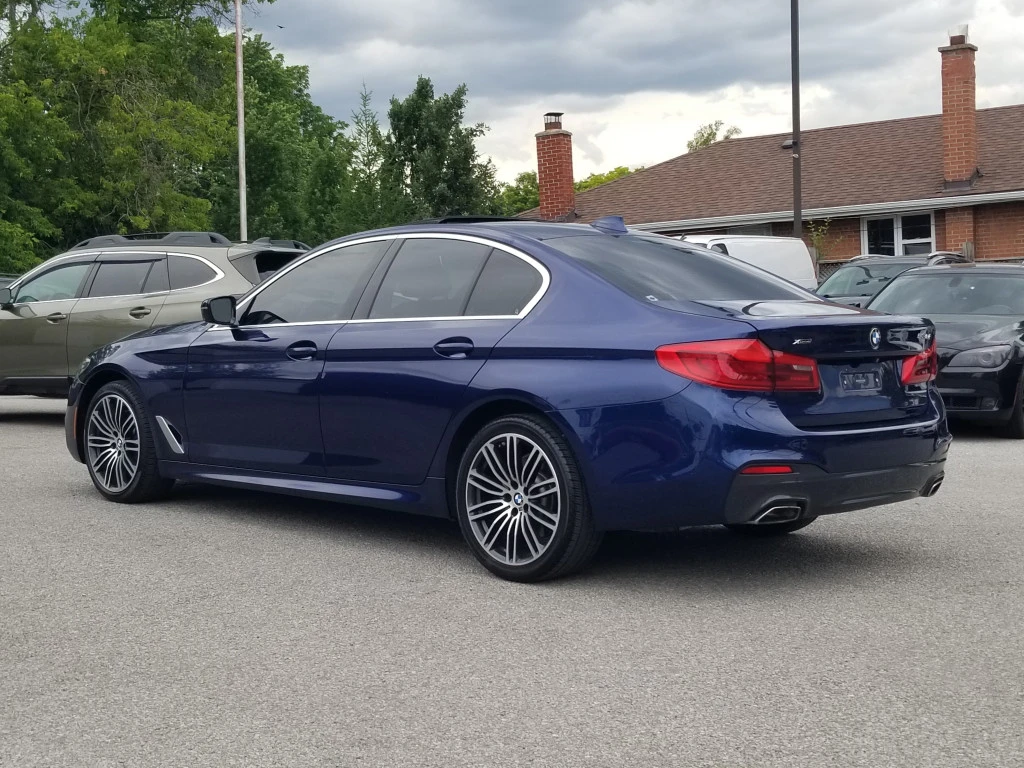 BMW 530 xDrive M-sport HUD, снимка 17 - Автомобили и джипове - 55117947