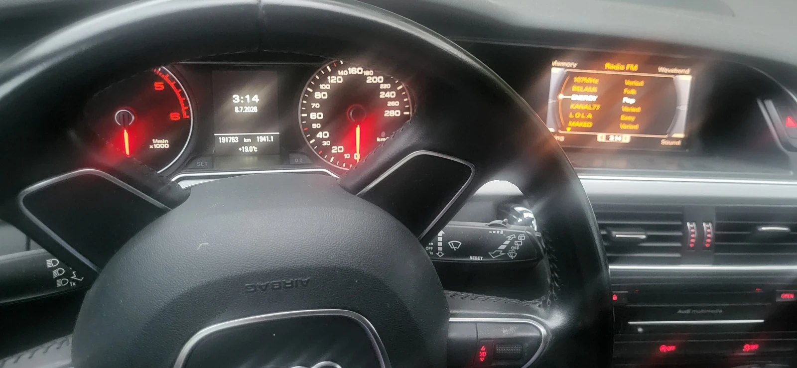 Audi A4, снимка 8 - Автомобили и джипове - 55212296
