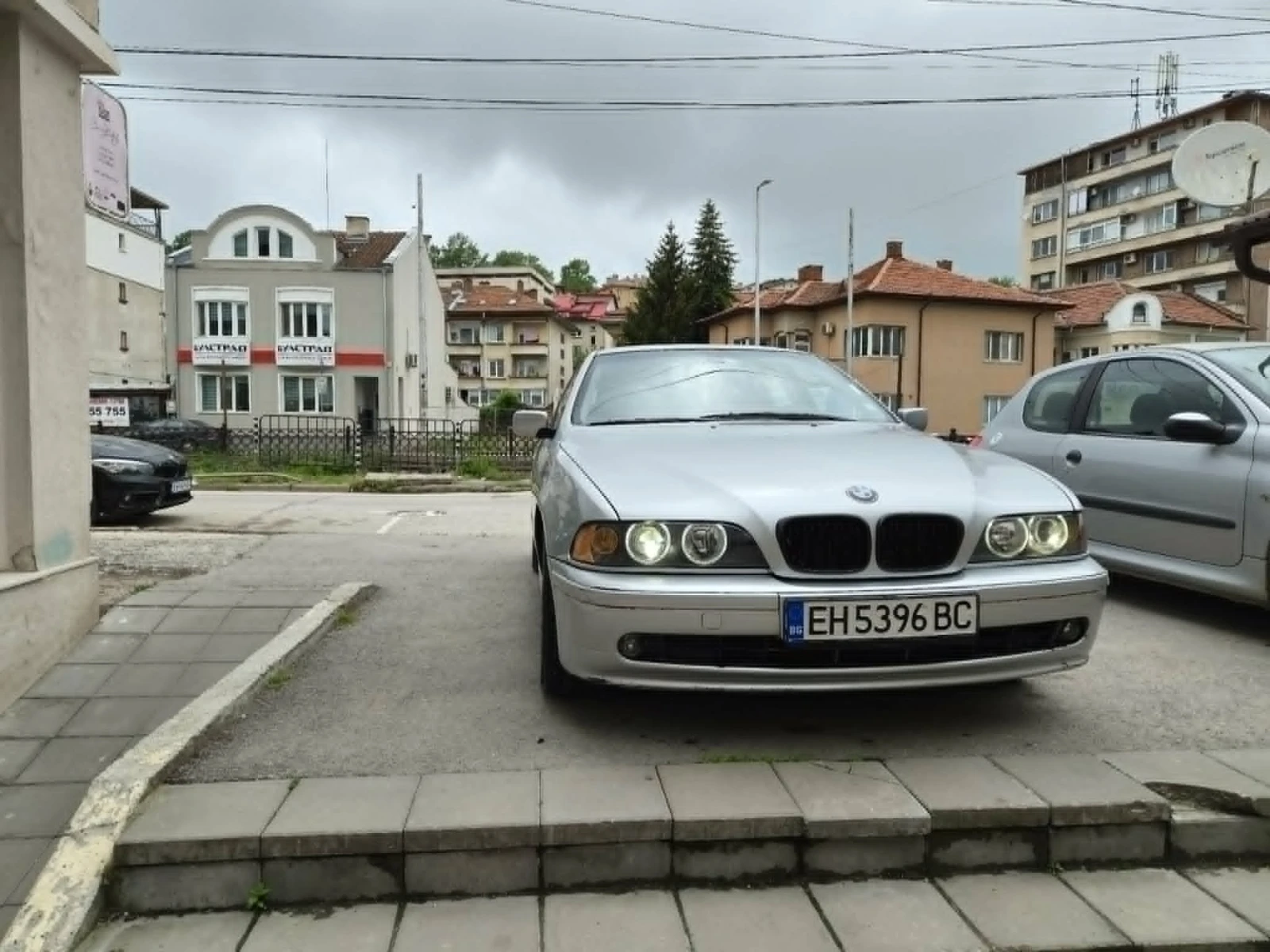 BMW 525