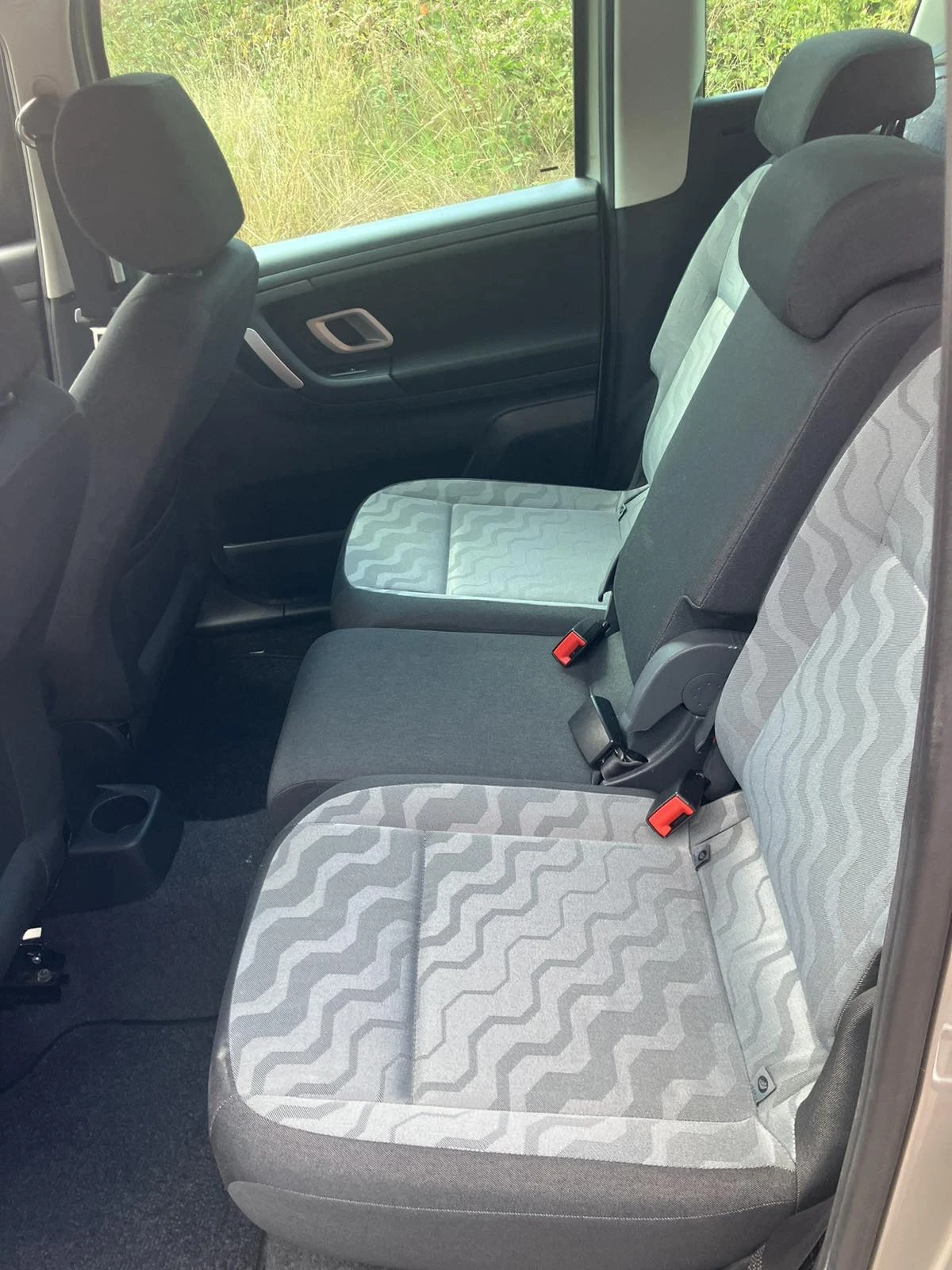 Skoda Roomster 1.6, снимка 8 - Автомобили и джипове - 55710514