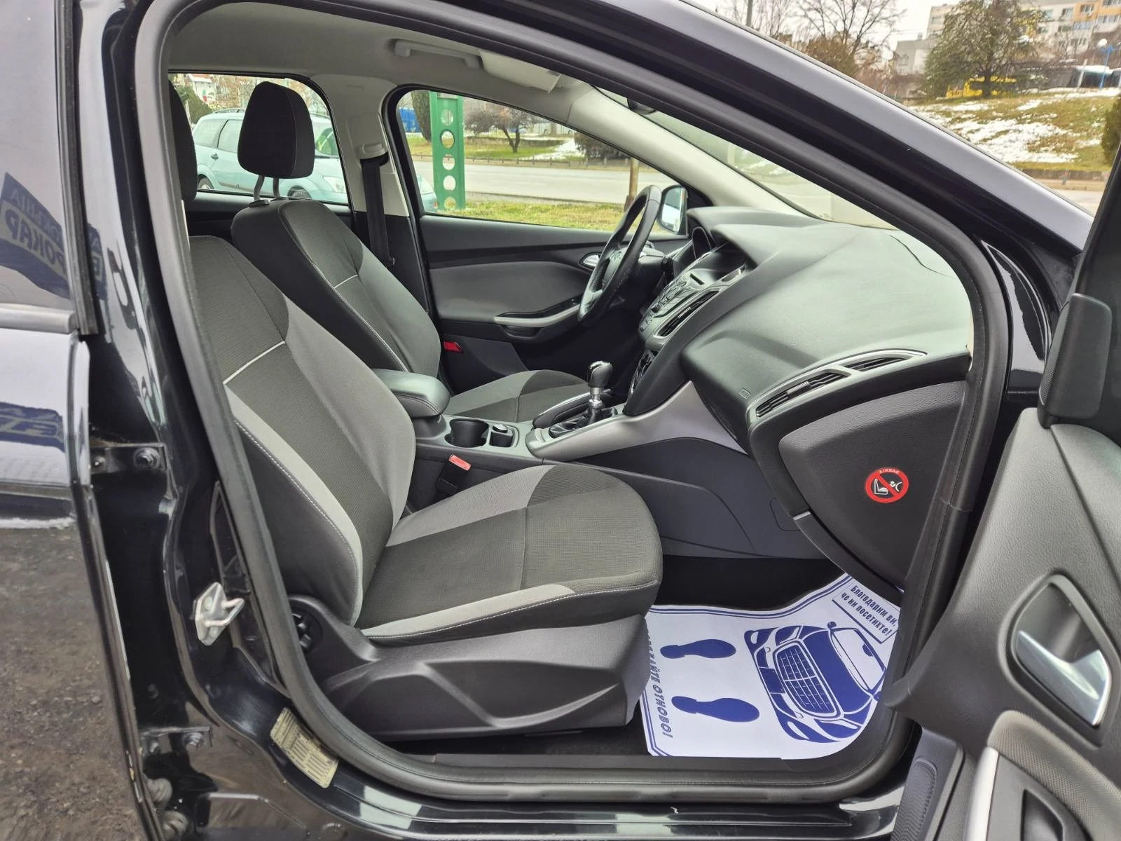 Ford Focus 1.6TDCI, снимка 9 - Автомобили и джипове - 55852155