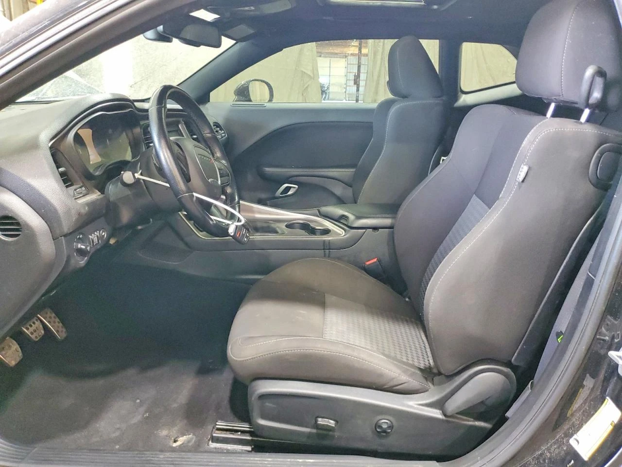 Dodge Challenger 5.7l R/T, снимка 7 - Автомобили и джипове - 56062992
