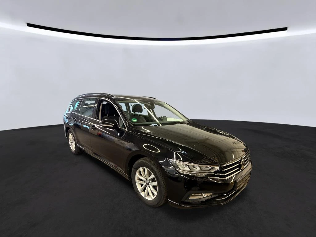 VW Passat Variant 2.0 TDI Business LED Navi Leather