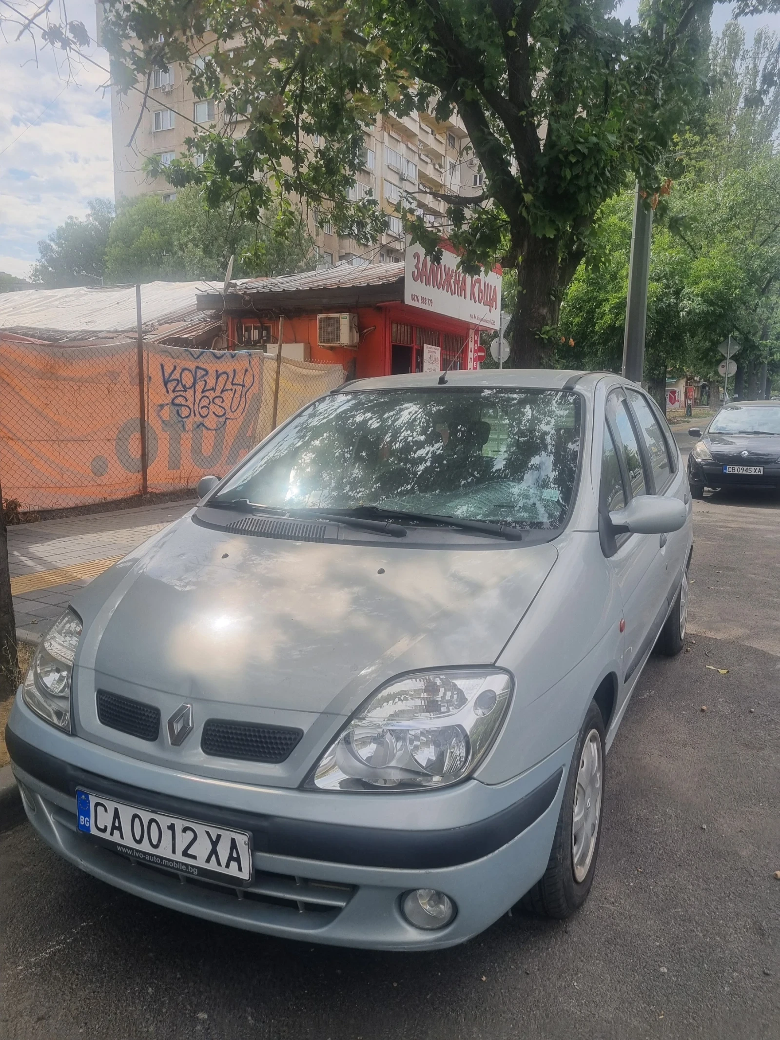 Renault Scenic, снимка 2 - Автомобили и джипове - 56331772