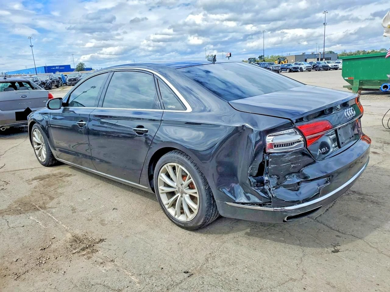 Audi A8 3.0l L Quattro, снимка 2 - Автомобили и джипове - 56351056