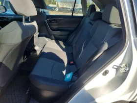 Toyota Rav4 * HYBRID LE * CARFAX * 2 КЛЮЧА * , снимка 11