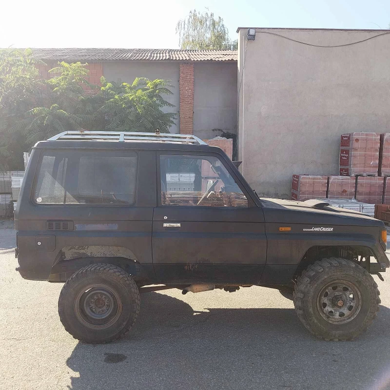 Toyota Land cruiser, снимка 2 - Автомобили и джипове - 46920934