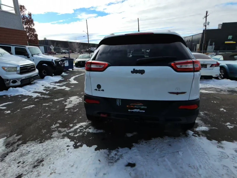 Jeep Cherokee TRAILHAWK/3.2/V6/NAVI/KEYLESS, снимка 5 - Автомобили и джипове - 48723527