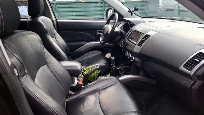 Peugeot 4007 2.2 HDI, снимка 7 - Автомобили и джипове - 53003884