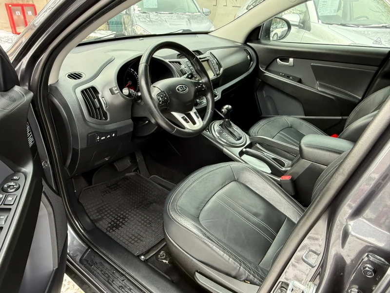 Kia Sportage 2.0CRDI Style 184k.c. 4WD! АВТОМАТИК! С ГАРАНЦИЯ!, снимка 8 - Автомобили и джипове - 53088359