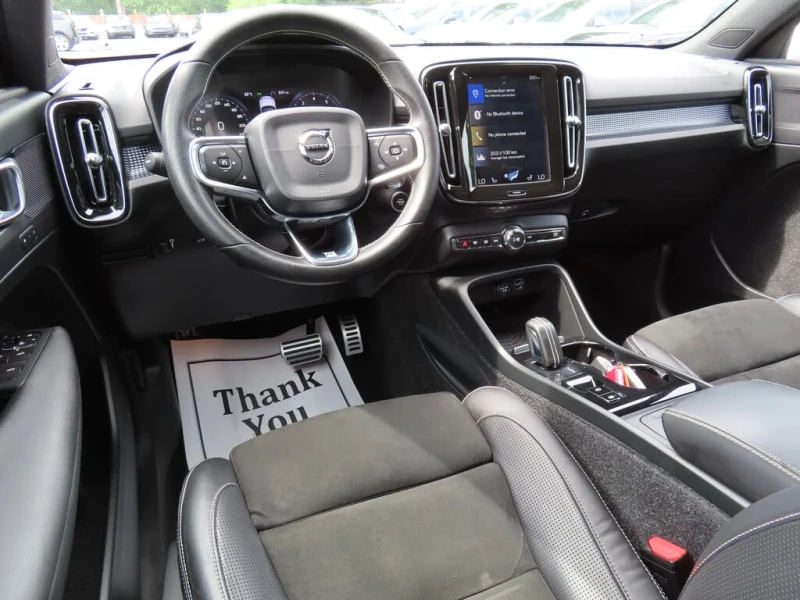 Volvo XC40 T5 R-Design AWD, снимка 8 - Автомобили и джипове - 53505340